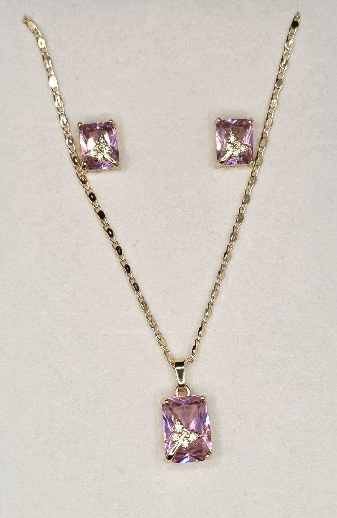 Pink Square Corner Butterfly Set