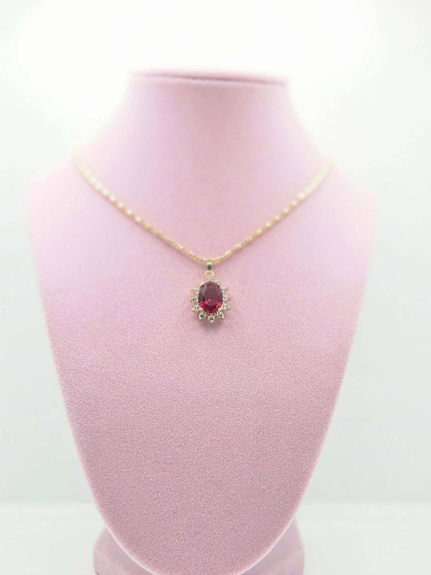 Red Oval Zircon Necklace