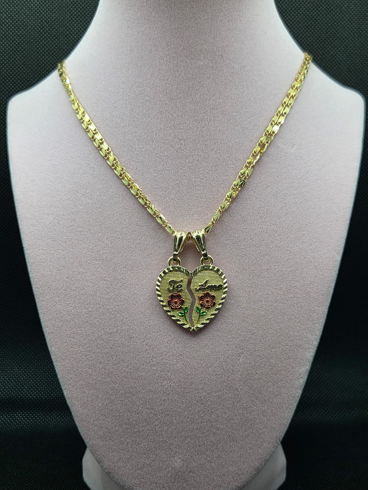 Te Amo Hearts Double Necklaces
