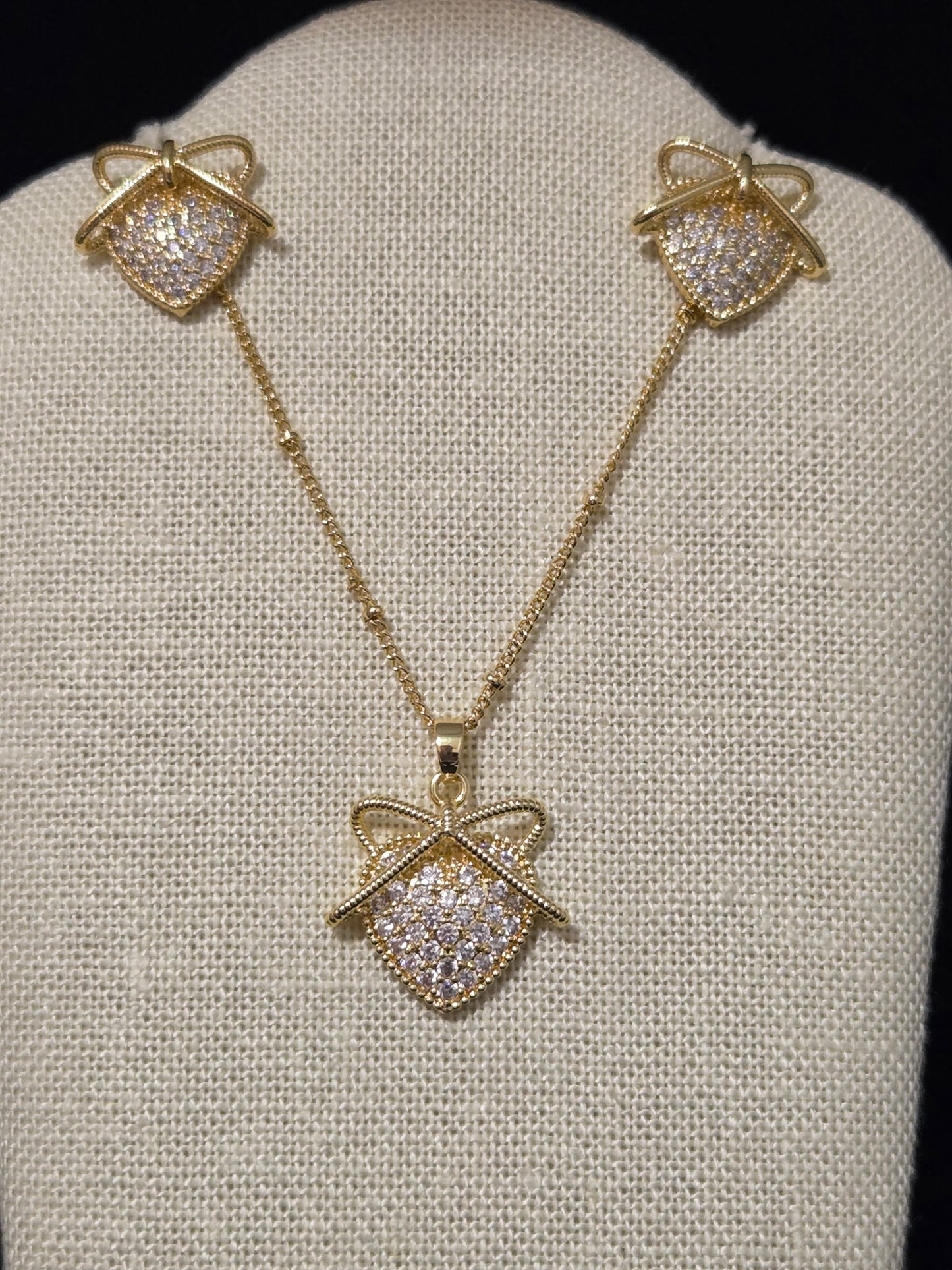 Heart Bow Zircon Set