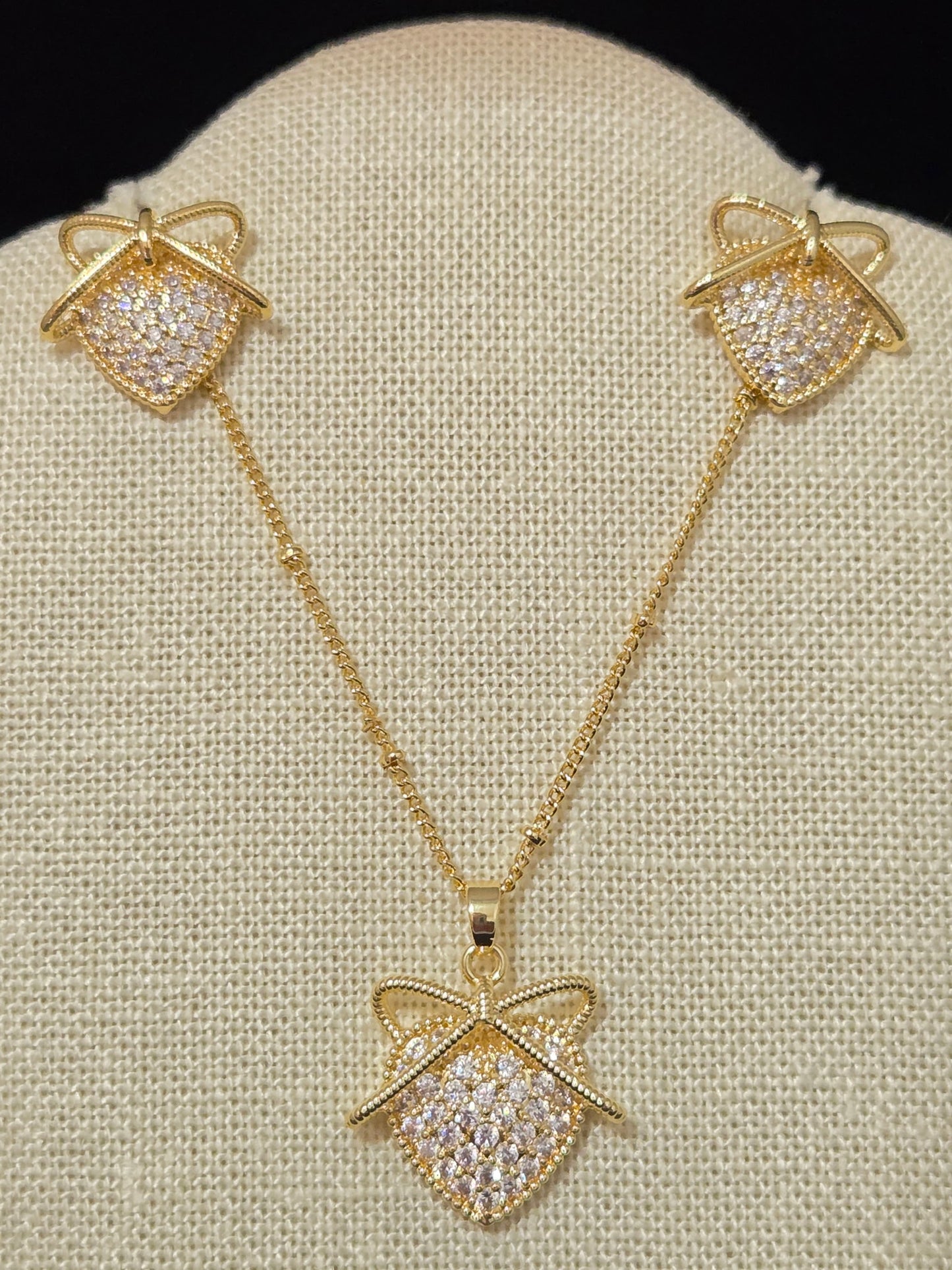 Heart Bow Zircon Set